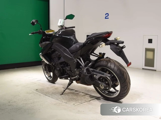 Kawasaki Z1000 id 4347988 из Японии 6