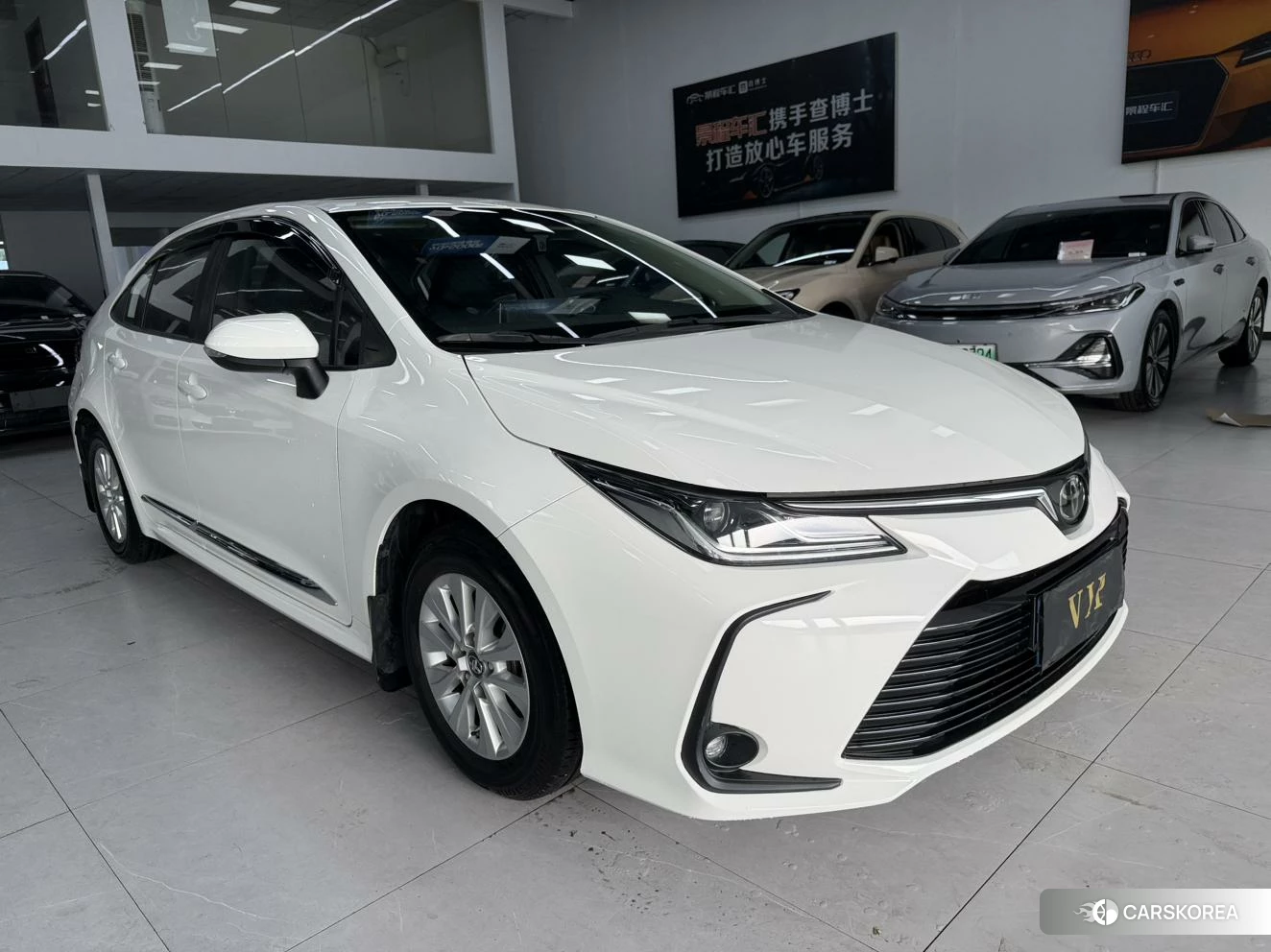 Toyota Corolla id 4461418 из Китая 9