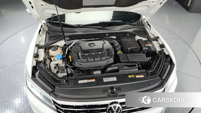 Volkswagen The New Passat id 3254193 из Кореи 16