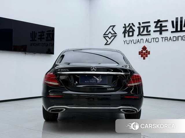 Mercedes-Benz E-class id 4209929 из Китая 7