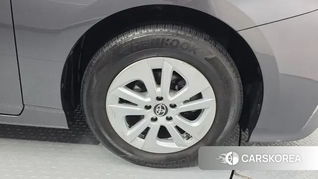 Toyota Prius 4th Generation id 3484894 из Кореи 16