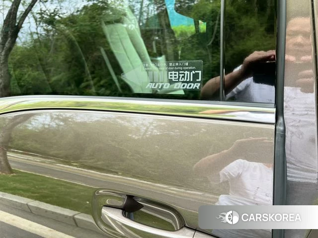 Buick GL8 id 4222271 из Китая 20