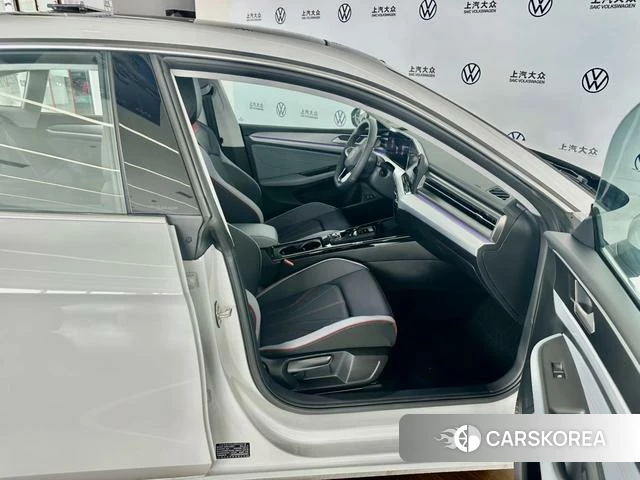 Volkswagen Lingdu 2024 Белый из Китая, фото 6
