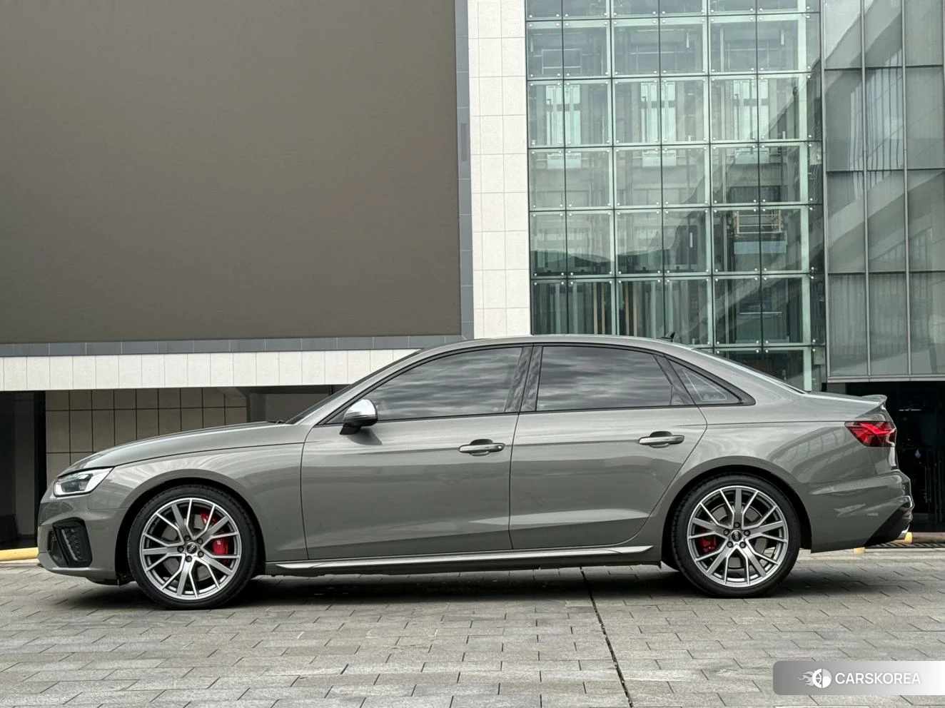 Audi S4 id 4513838 из Китая 15