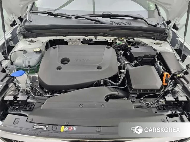 Volvo XC40 id 3415321 из Кореи 16