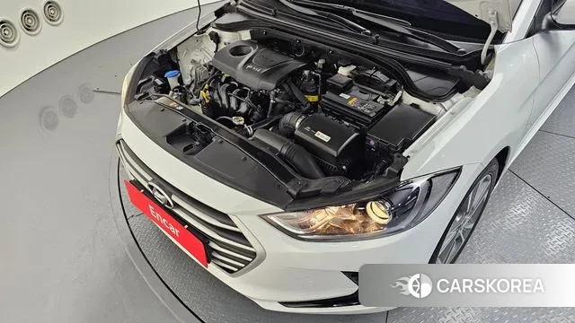 Hyundai Avante AD id 3677705 из Кореи 16