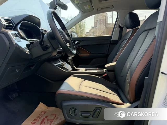 Audi Q3 2022 Белый из Китая, фото 6