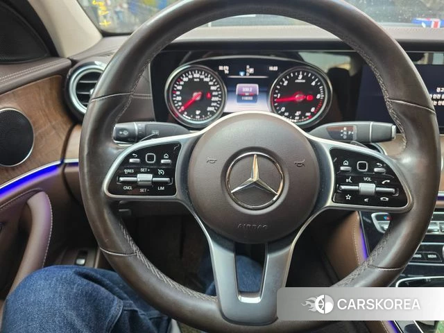 Mercedes-Benz E-Class W213 2019 Черный из Кореи, фото 6