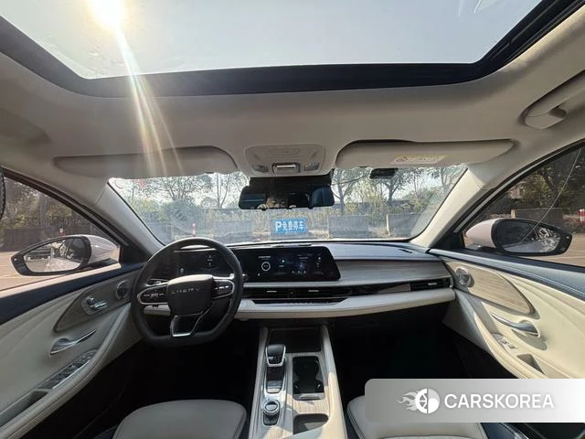 Chery Arrizo 8 2023 Белый из Китая, фото 6
