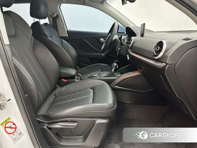 Audi Q2L id 4276672 из Китая 20
