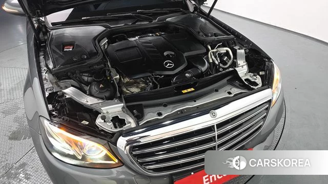 Mercedes-Benz E-Class W213 id 3911896 из Кореи 16