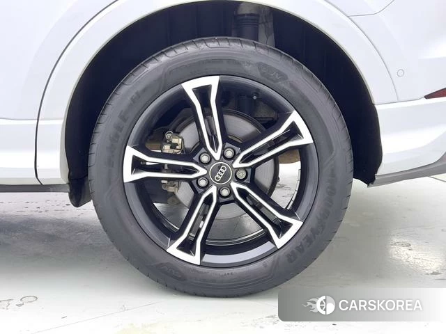 Audi Q3 id 4262115 из Китая 16