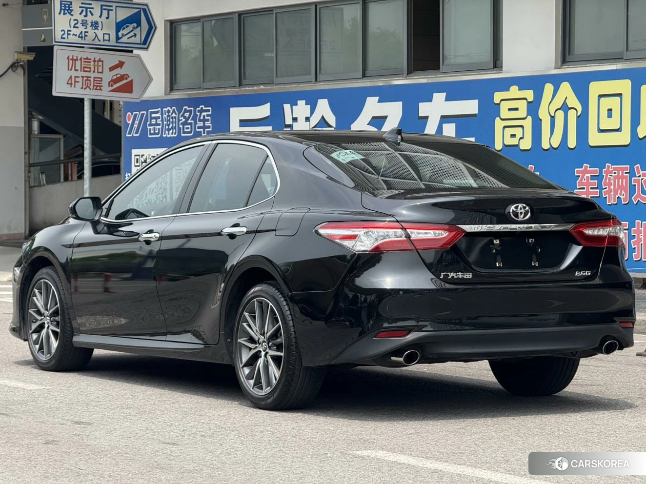 Toyota Camry id 4513920 из Китая 20