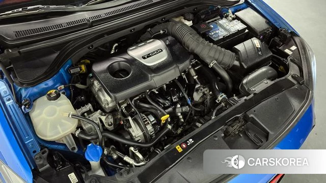 Hyundai Avante AD id 3834921 из Кореи 16