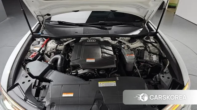 Audi A6 (C8) id 3530395 из Кореи 16