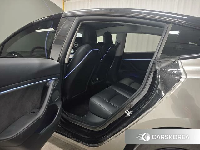 Tesla Model 3 id 4238044 из Китая 16