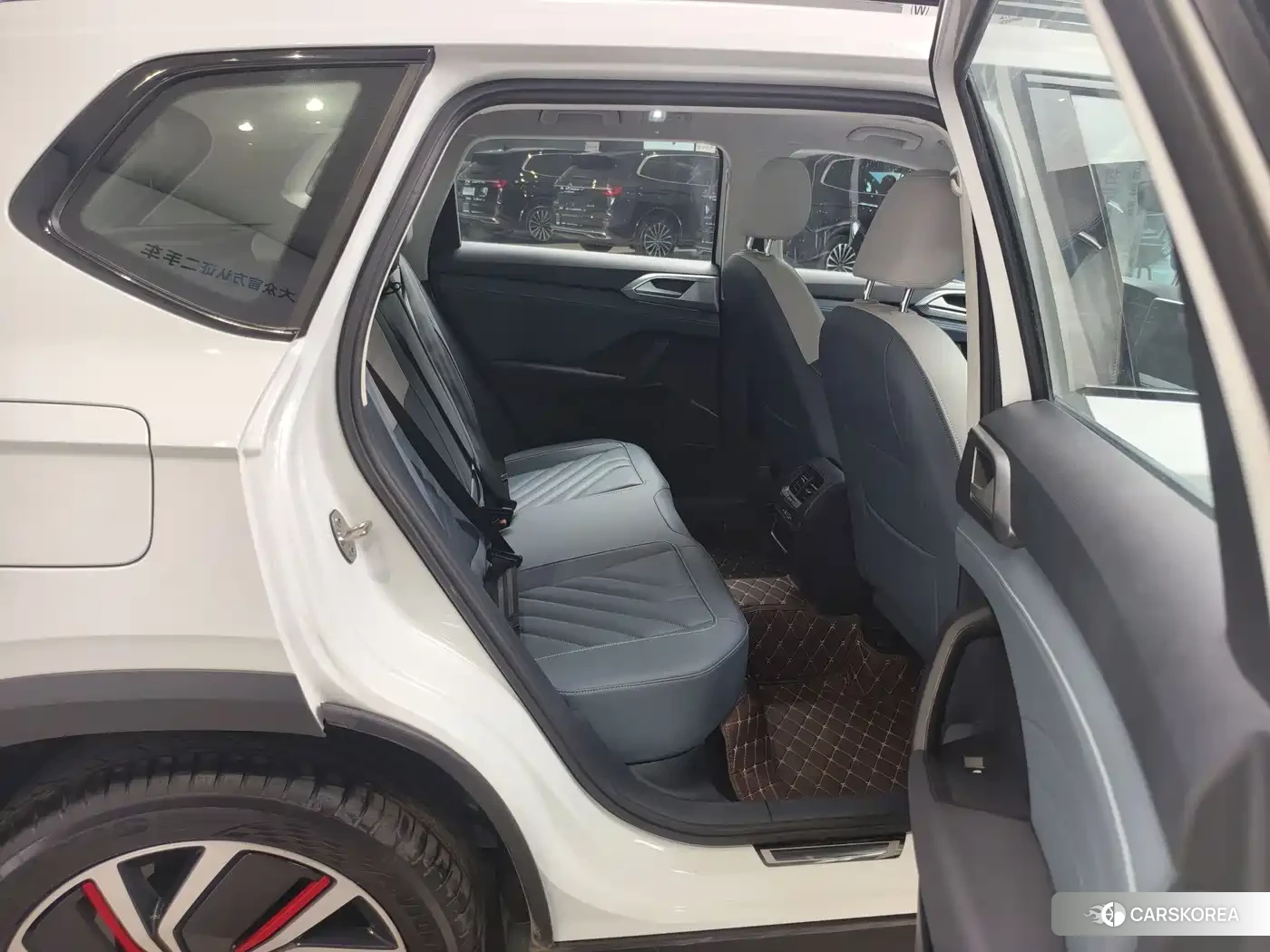 Volkswagen Tharu 2024 Белый из Китая, фото 6