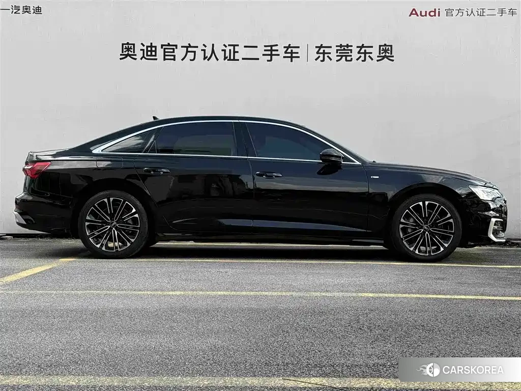 Audi A6L id 4644695 из Китая 7