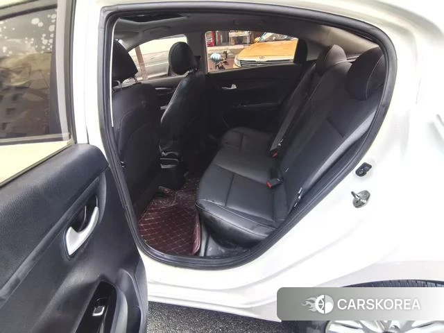 Kia K2 2018 Белый из Китая, фото 6