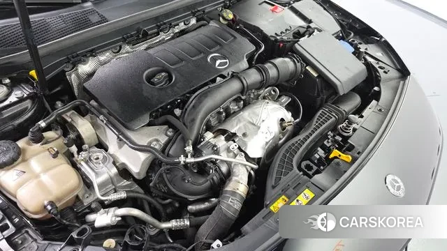 Mercedes-Benz A-Class W177 id 3033630 из Кореи 16