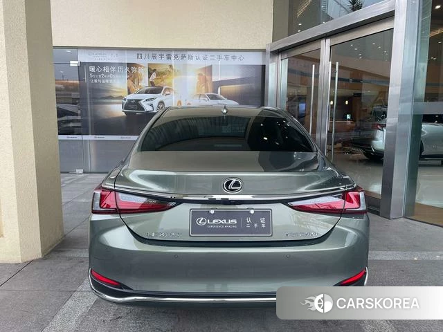 Lexus ES 2021 Зеленый из Китая, фото 6