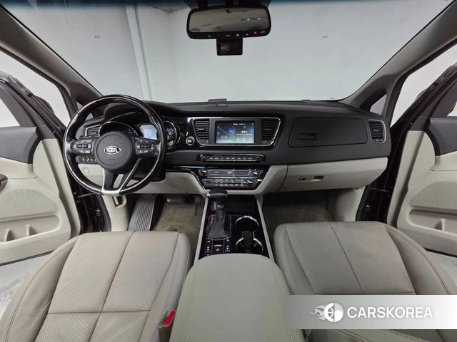 Kia The New Carnival id 4563237 из Кореи 16