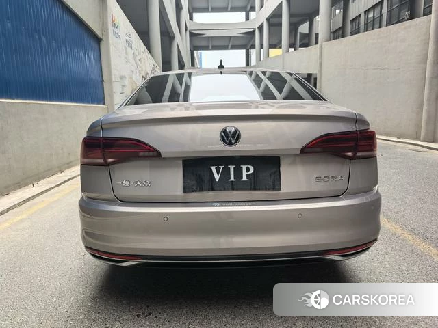 Volkswagen Bora 2021 Шампань из Китая, фото 6