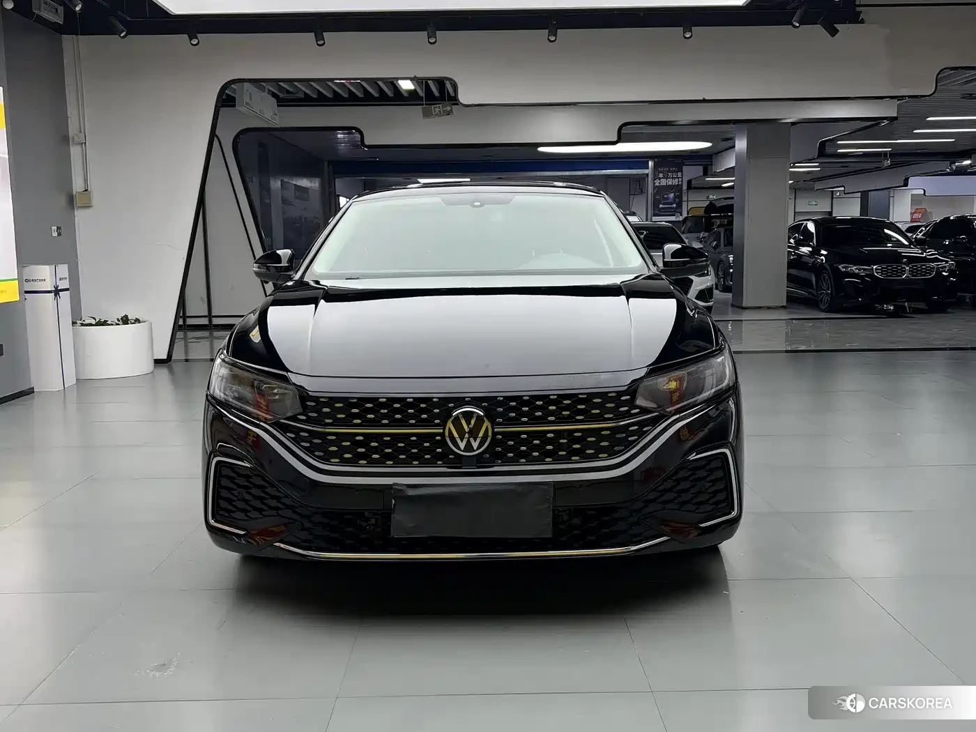 Volkswagen Passat 2025 Черный из Китая, фото 6