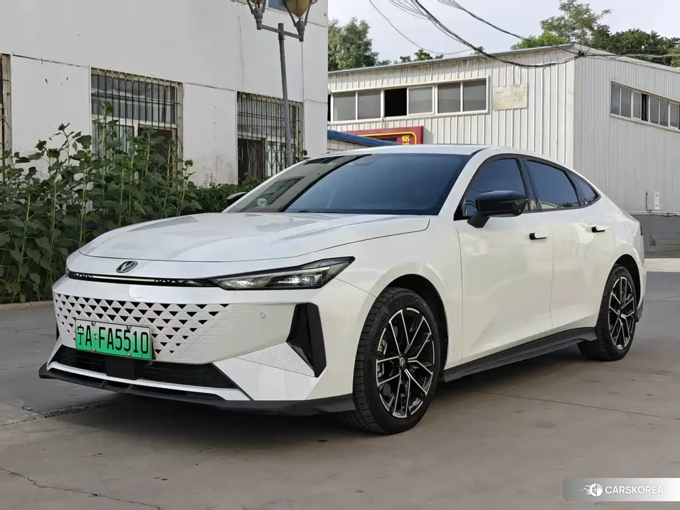 Chang'an UNI-V Smart iDD 2024 Белый из Китая, фото 6