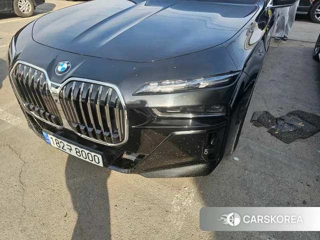 BMW 7 Series (G70) 2023 Черный из Кореи, фото 6