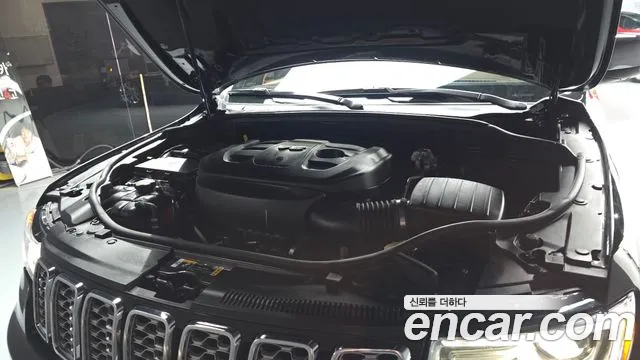 Jeep Grand Cherokee id 2838187 из Кореи 16