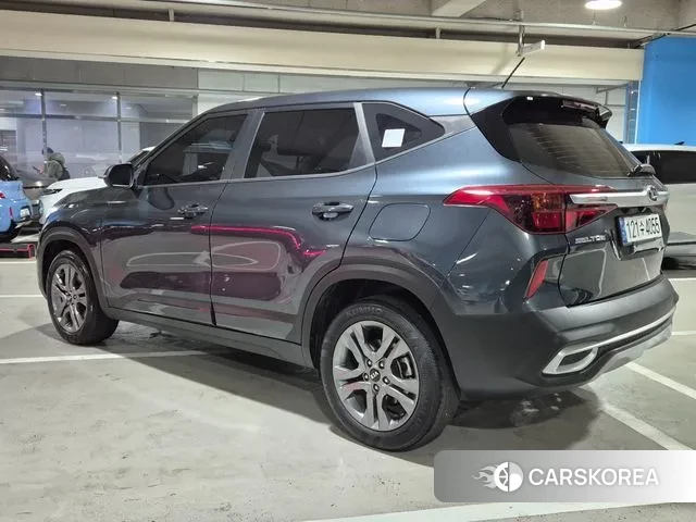 Kia Seltos 2021 Серый из Кореи, фото 6