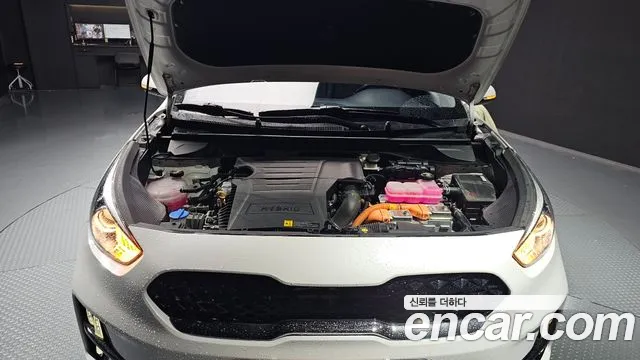 Kia The New Niro id 2824382 из Кореи 16