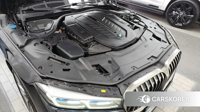 BMW 7 Series (G11) id 3586702 из Кореи 16