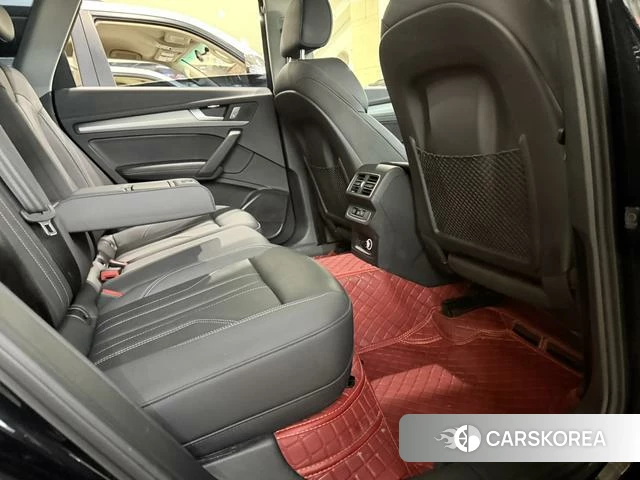 Audi Q5L id 4258590 из Китая 20