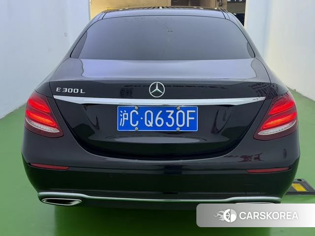 Mercedes-Benz E-class 2020 Черный из Китая, фото 6