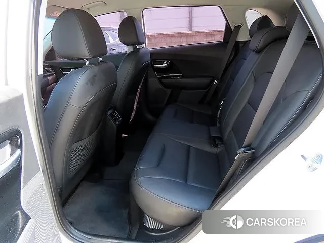 Kia The New Niro id 3787976 из Кореи 16