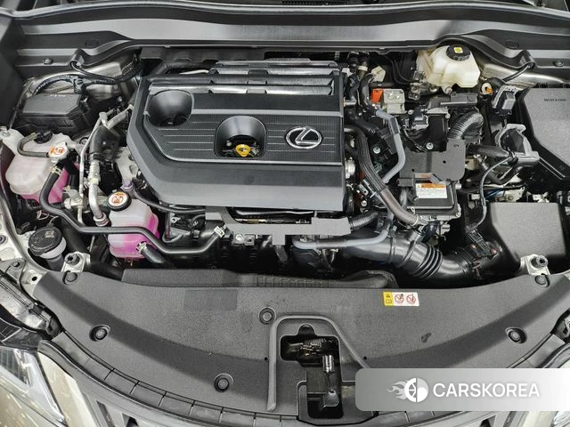 Lexus UX300h id 4617758 из Кореи 16