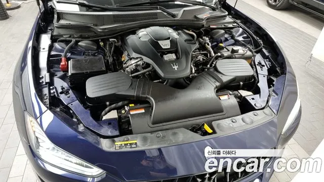 Maserati Ghibli id 2691752 из Кореи 16