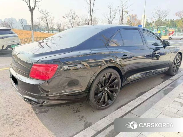Bentley Flying Spur PHEV 2023 Черный из Китая, фото 6