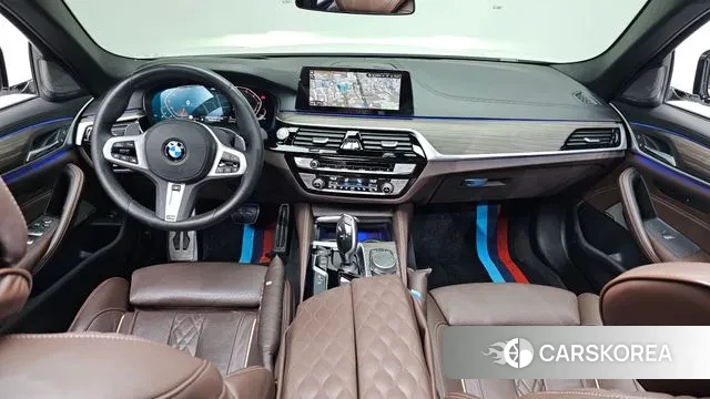 BMW 5 Series (G30) id 3033411 из Кореи 16