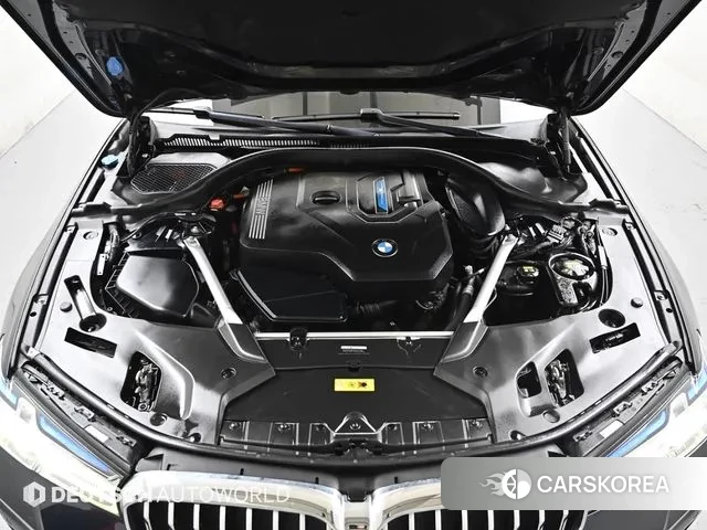 BMW 5 Series (G30) id 3473646 из Кореи 16