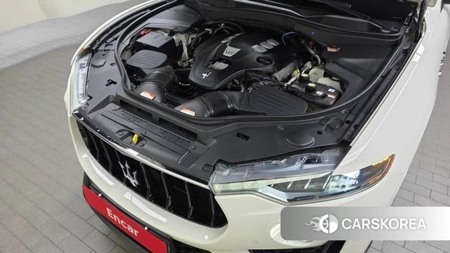 Maserati Levante id 4688608 из Кореи 33