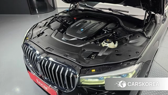 BMW 7 Series (G11) id 4447041 из Кореи 30