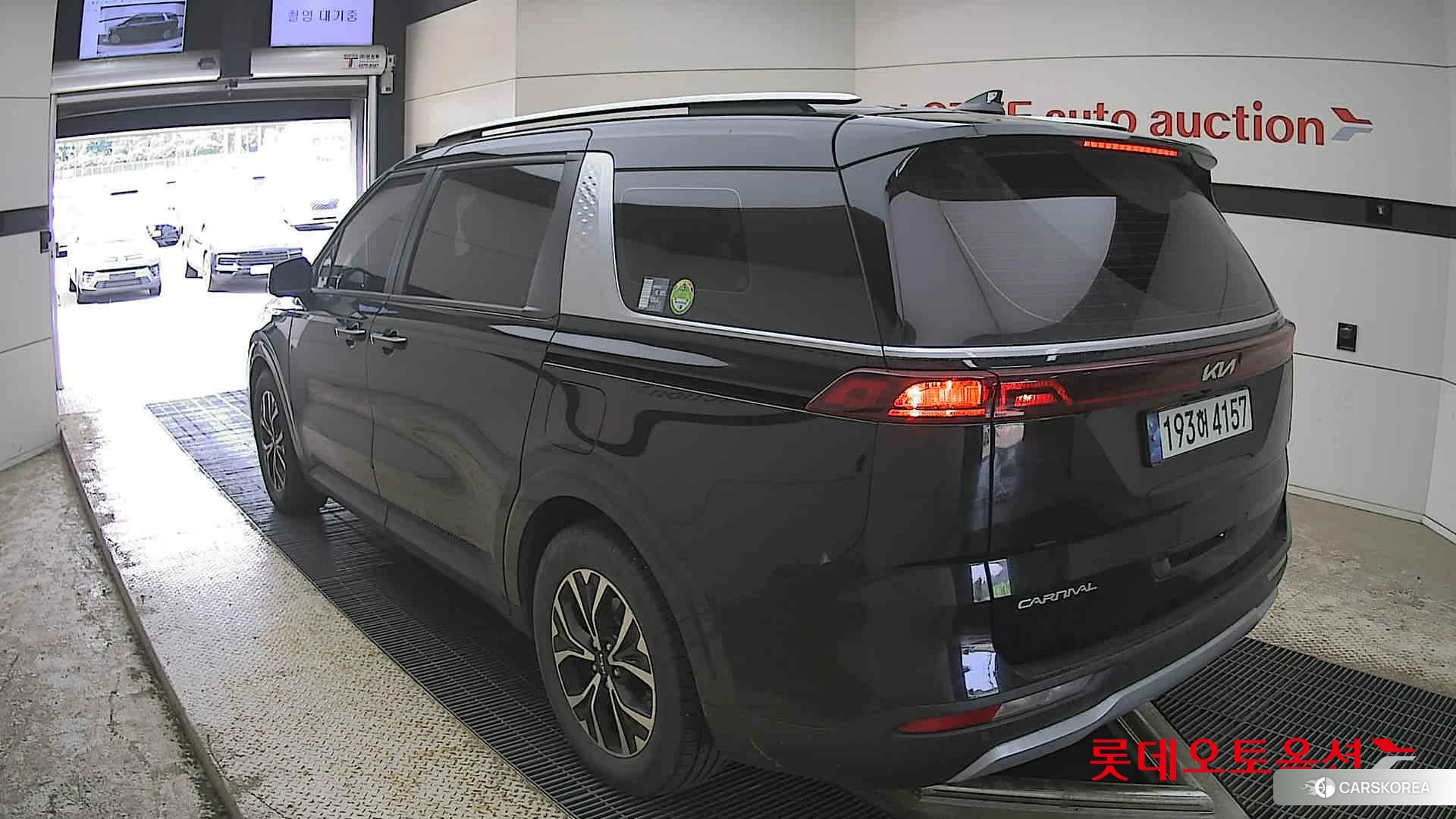 Kia Carnival id 4347364 из Кореи 34
