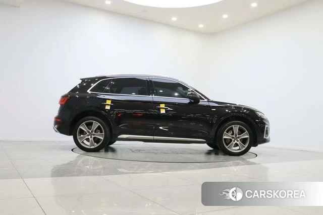 Audi Q5L id 4257789 из Китая 16