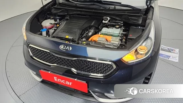 Kia Niro id 3391819 из Кореи 16