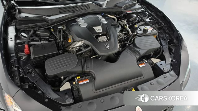 Maserati Ghibli id 4688613 из Кореи 34