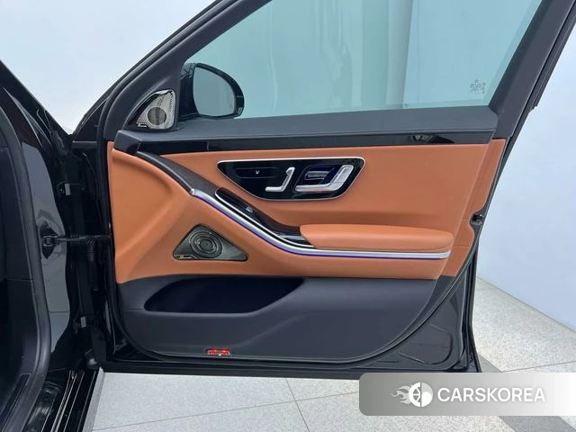 Mercedes-Benz S-class id 4279028 из Китая 28