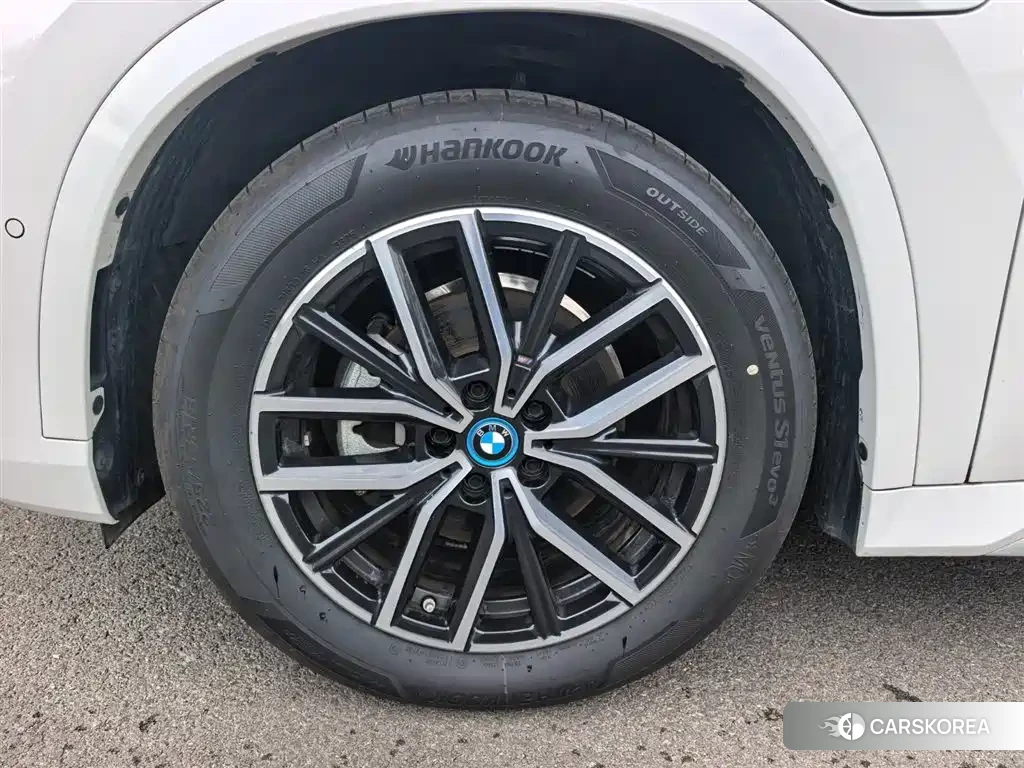 BMW iX1 id 4653977 из Китая 18
